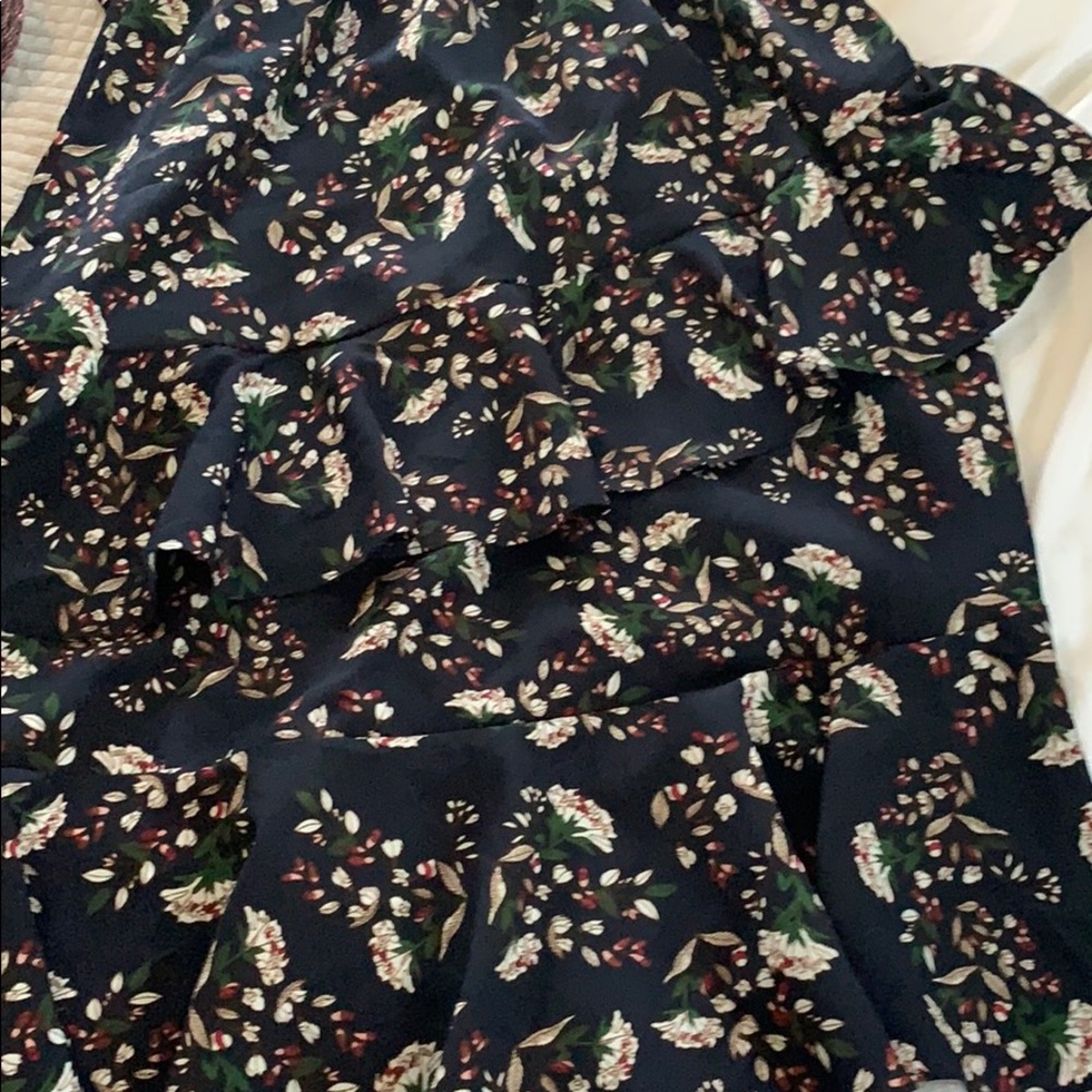 Dress - Picture 4 of 4